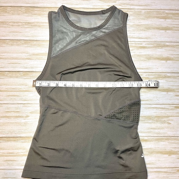 JoyLab Women’s Workout Grey Fitted Sleeveless Moisture-Wicking Top with Mesh XS - Picture 5 of 7
